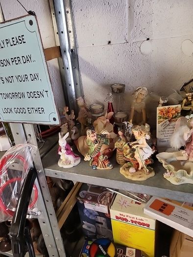 Collection of figurines 10e each