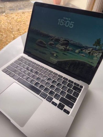 MacBook Air M1 Silver, Excellent Condition
