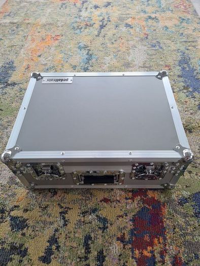 Pedaltrain Classic Jr, Flightcase & Cioks Sol