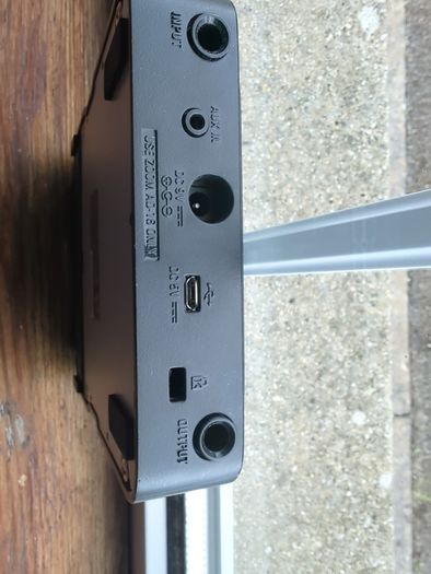 Zoom g1 four multi effect pedal