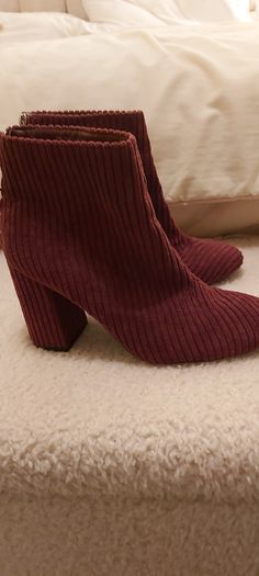 Ladies boots