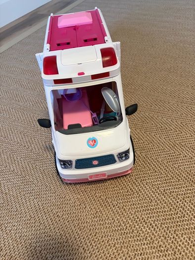 Barbie ambulance