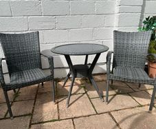 2 seater rattan table and chairs
