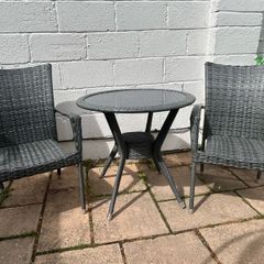 2 seater rattan table and chairs
