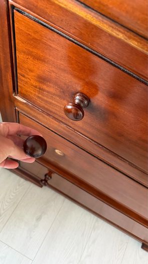 Chest of Drawer