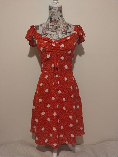 Qed London Floral Dress, New With Tags