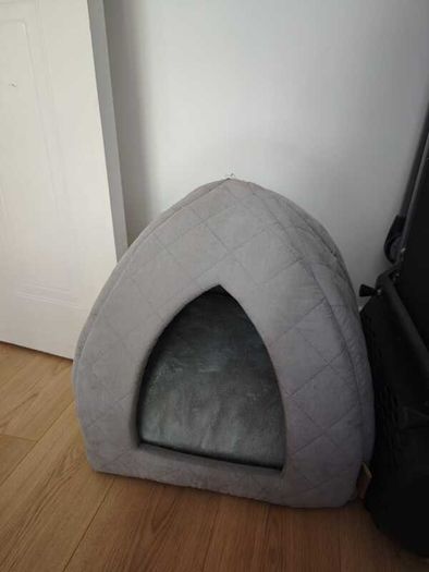 Grey quilted pet cave bed