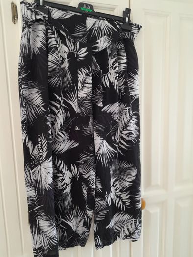 Just Elegance Ankle Length Trousers.