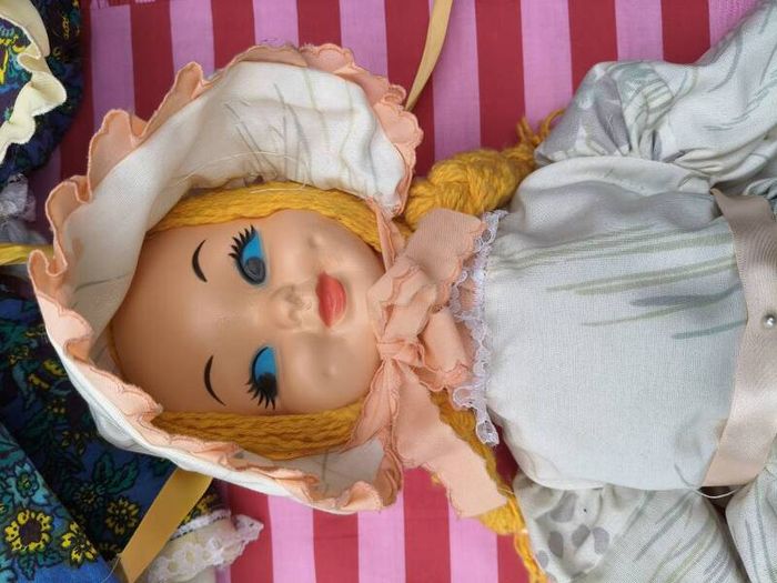 2 x Vintage Dolls