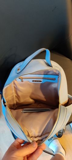 Bessie women leather backpack light blue