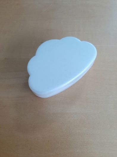 Vintage cloud presentation box