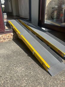 Portable wheelchair ramp