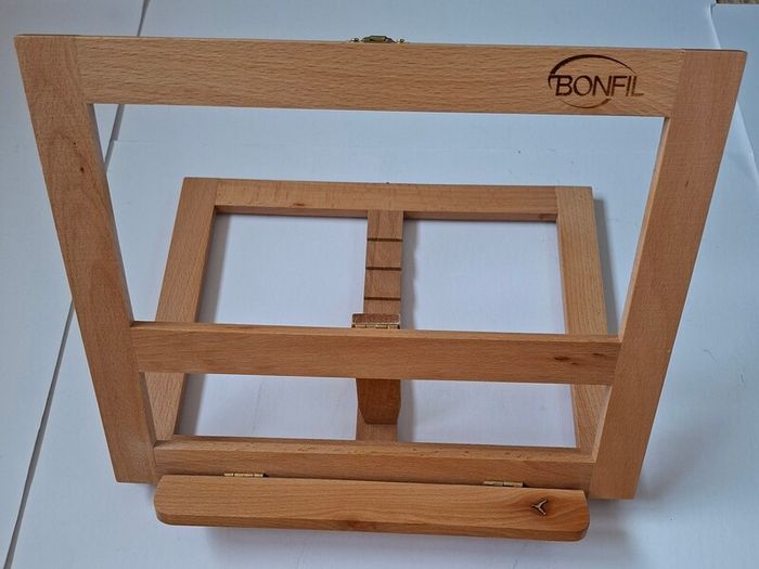 Wooden Art Easel / Lectern