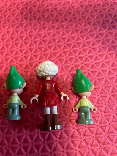 Lego Christmas mini figures