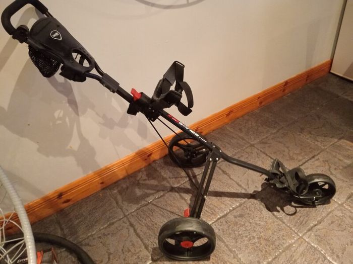 Masters golf 5five series 3 wheel trolley