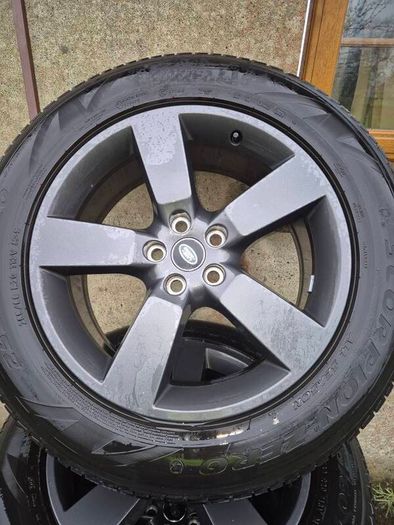 Defender 20" Alloys and tyres as new