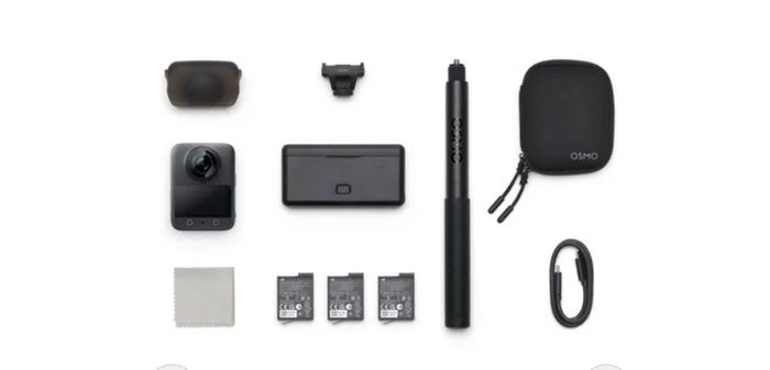 DJI Osmo 360 Adventure Combo