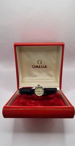OMEGA Vintage wristwatch