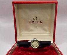 OMEGA Vintage wristwatch