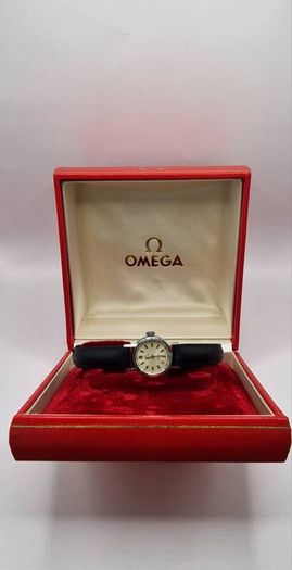OMEGA Vintage wristwatch