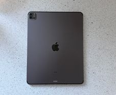iPad Pro 12.9 5gen Sim 500gb for parts