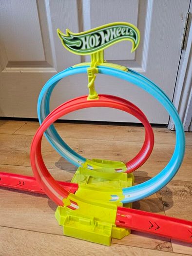 Hot Wheels Set