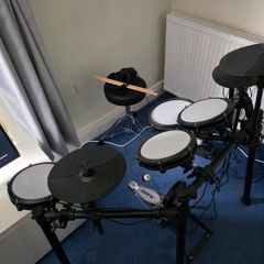 Alesis Nitro Max