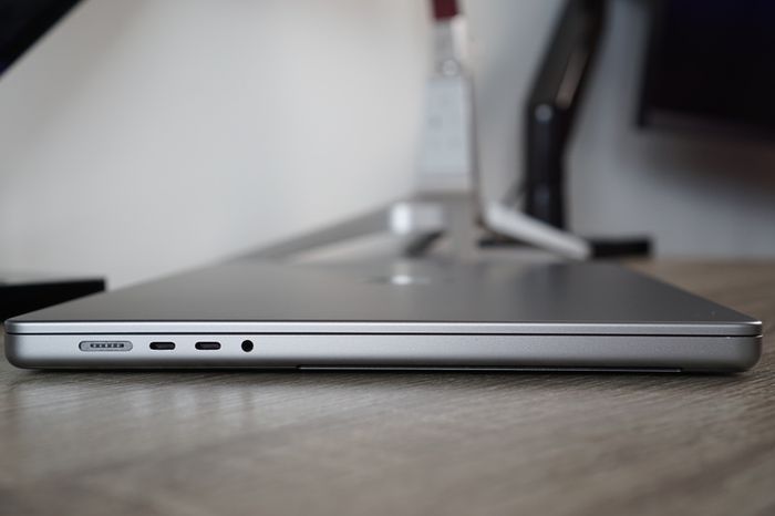MacBook Pro 16" 2021 M1 Pro | 16GB | 512GB