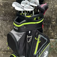 Full set of Taylormade golf clubs