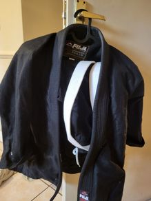 Ju jitsu  fuji gi..to fit 8- 12 year old.used once