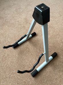Guitar Stand