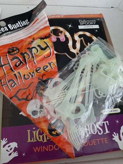 New Holloween pumpkin silhouette bunting and Skeleton