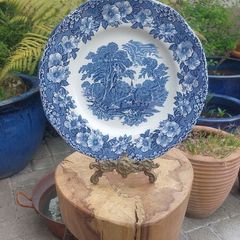 Lovely Vintage Blue and White 9.75 Inch Dinner Plate By Enoch Wedgwood (Tunstall) Ltd, in the Lovely Cottagecore Style "Woodland" Pattern, Excellent Condition