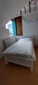 Single bed