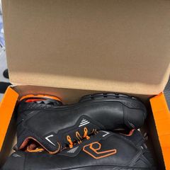 base boots
