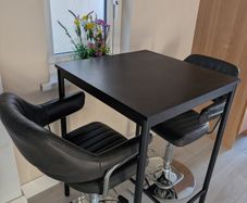 Dining Table & Chairs