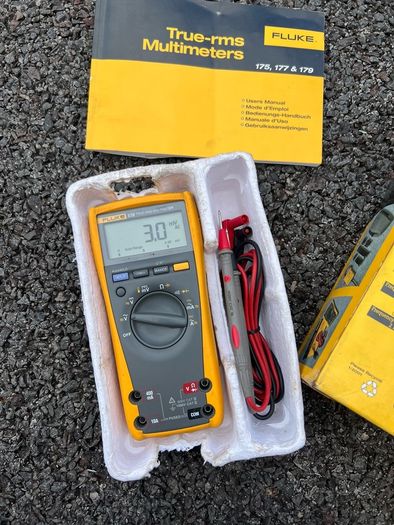 Fluke multimeter, amp clamp and temp probe