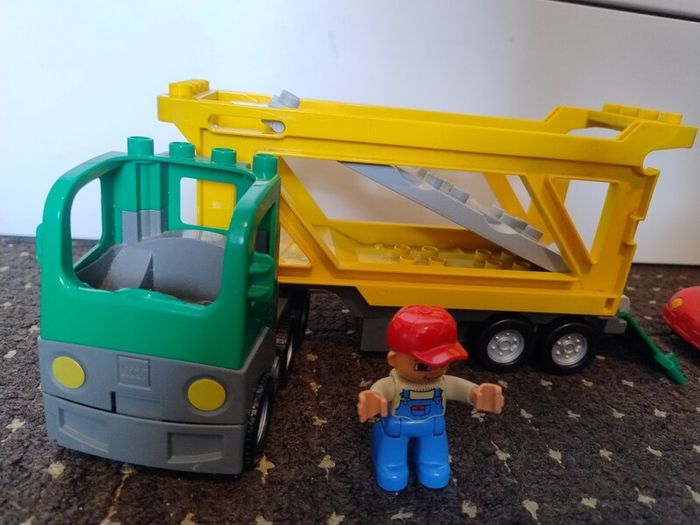 Lego Duplo Car Transporter