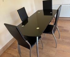 Table & 4 chairs free