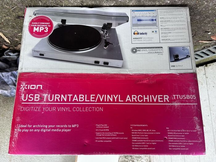 Ion USB turntable like new