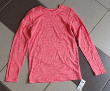 BNWT - Age 10 / 11 Years A Lovely Sports Top - E