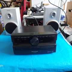 Panasonic SA-UX100 with 2 Philips Speakers, Model MC146