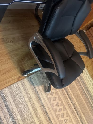 desk chair