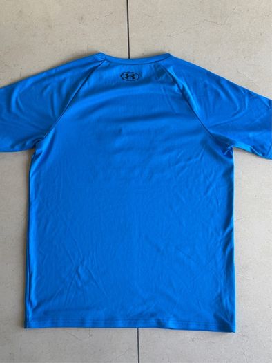 Under Armour Top
