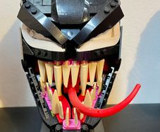 Lego Venom Bust