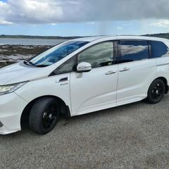 Honda Odyssey 2016 -8 seater Hybrid