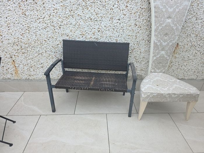 garden bench