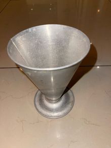 Vintage TALA Measuring cup.