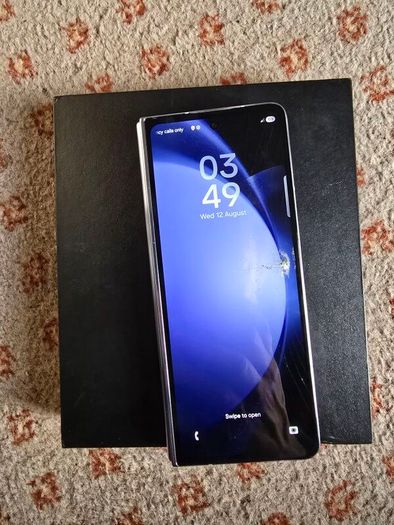 Z fold 5 (broken inner screen)