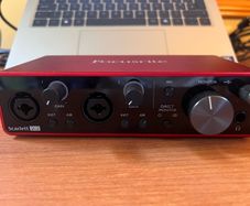 Focusrite Scarlet 2i2 3rd Generation Audio Interface